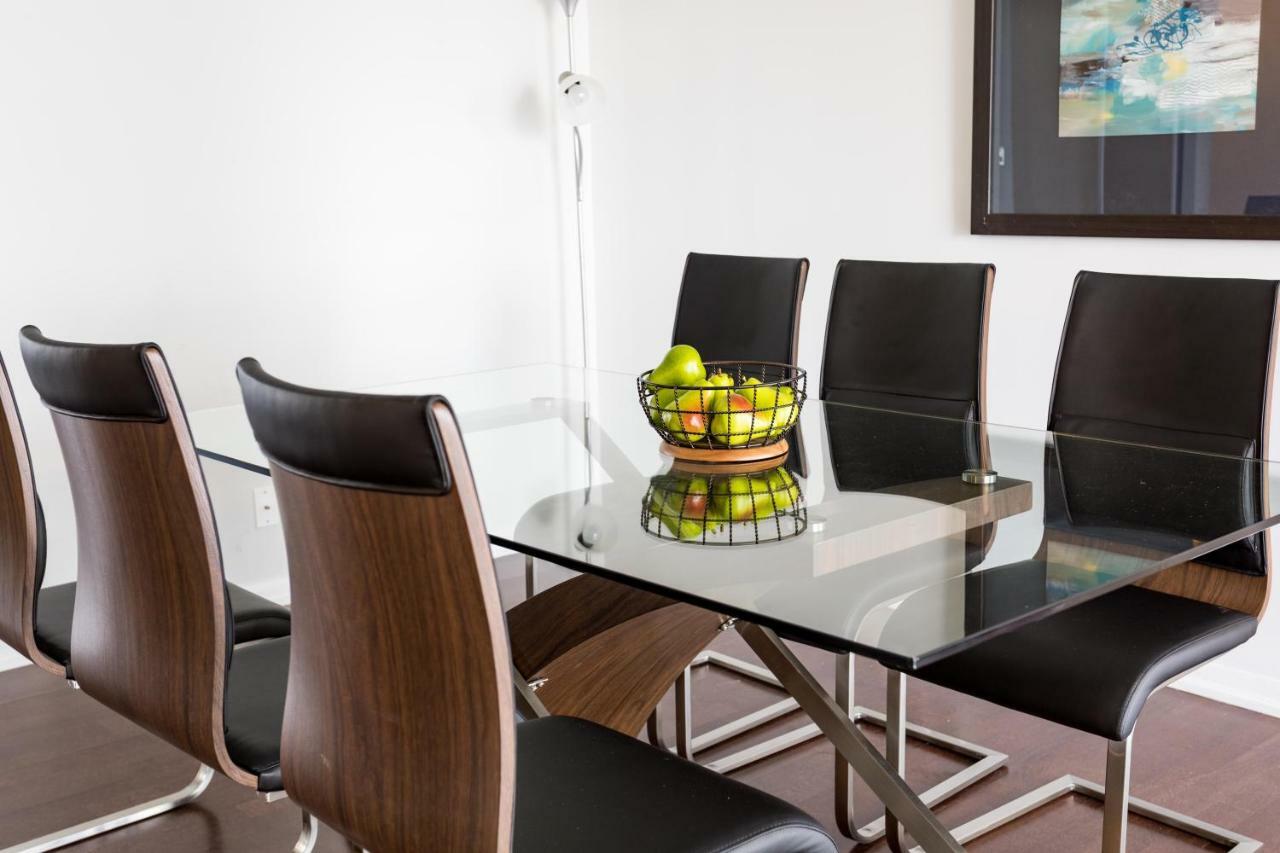 Altitude Suites Bay Street - Holiday Bonus - Free Parking Toronto Buitenkant foto